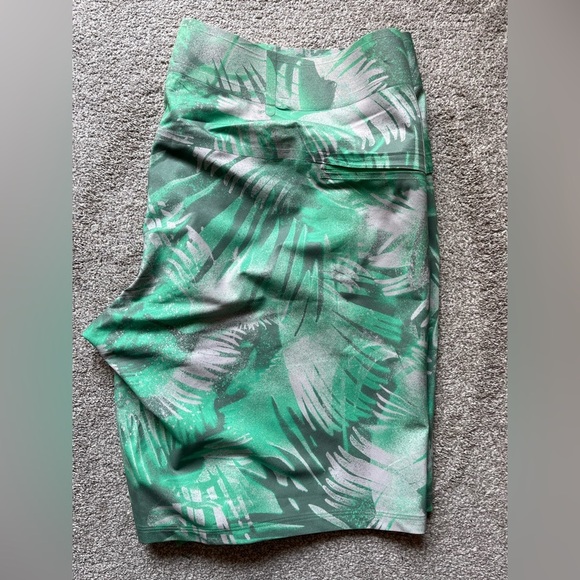 Mens Lululemon Current State 10” Board Shorts Size 36 - Picture 5 of 9